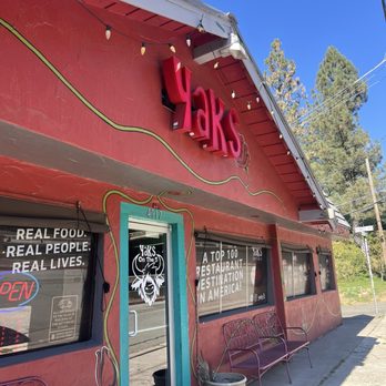 Yak's on the 5 - Front of restaurant - Burgers Near Me - Dunsmuir, California Yak's on the 5 - Front of restaurant - Burgers Near Me - Dunsmuir, California