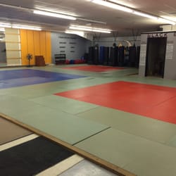 Kickin It Martial Arts - Large mat space