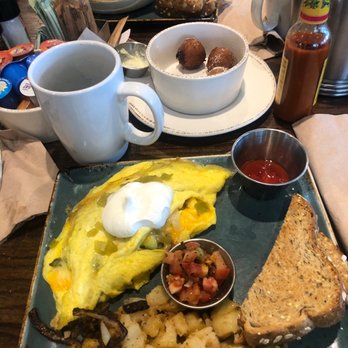 First Watch - Omelette  I forgot... it was good!! - Breakfast & Brunch Near Me - Hialeah, Florida