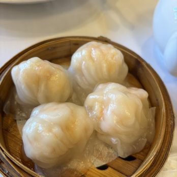 East Harbor Seafood Palace - Hargow - Seafood Near Me - Brooklyn, New York