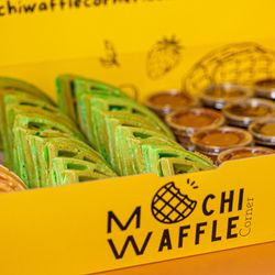 Mochi Waffle Corner - Mochi Waffle Box with Toppings