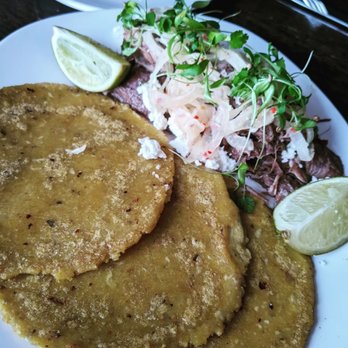 Blood & Sand - Wild boar carnitas - New American Near Me - St Louis, Missouri