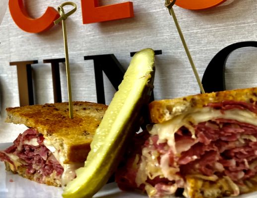 Iron & Oak Restaurant and Bar by null