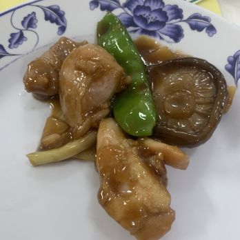 Golden Wheel - Chicken black mushroom - Chinese Near Me - Aiea, Hawaii