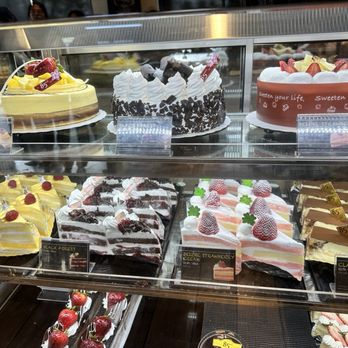 85 Degrees Bakery - Coffee & Tea Near Me - Corona, California 85 Degrees Bakery - Coffee & Tea Near Me - Corona, California