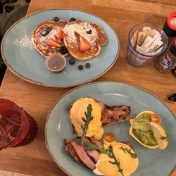 Love Walk Café