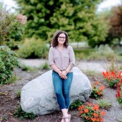 Bethany Fessenden, LMT