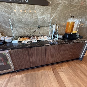 Turkish Airlines Lounge - Airport Lounges Near Me - Dulles, Virginia