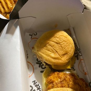 Yoyo Chicken - YoYo chicken sandwich,cheeseburger and waffle fries - Fast Food Near Me - Baldwin, New York Yoyo Chicken - YoYo chicken sandwich,cheeseburger and waffle fries - Fast Food Near Me - Baldwin, New York