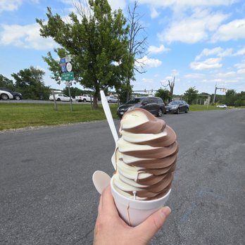 The Dairy Corner - Medium - Ice Cream & Frozen Yogurt Near Me - Winchester, Virginia The Dairy Corner - Medium - Ice Cream & Frozen Yogurt Near Me - Winchester, Virginia