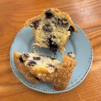 The Blueberry Muffin - Blueberry Muffin - Breakfast & Brunch Near Me - Kingston, Massachusetts The Blueberry Muffin - Blueberry Muffin - Breakfast & Brunch Near Me - Kingston, Massachusetts