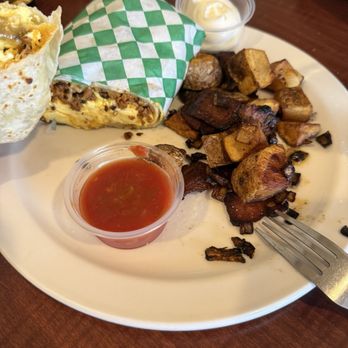 Ap’a & Grams Kitchen - Chorizo Breakfast Burrito and a side of potatoes - Breakfast & Brunch Near Me - Anchorage, Alaska Ap’a & Grams Kitchen - Chorizo Breakfast Burrito and a side of potatoes - Breakfast & Brunch Near Me - Anchorage, Alaska