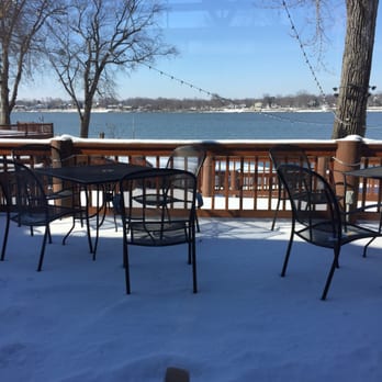 Captains Quarters Riverside Grille - Seafood Near Me - Prospect, Kentucky