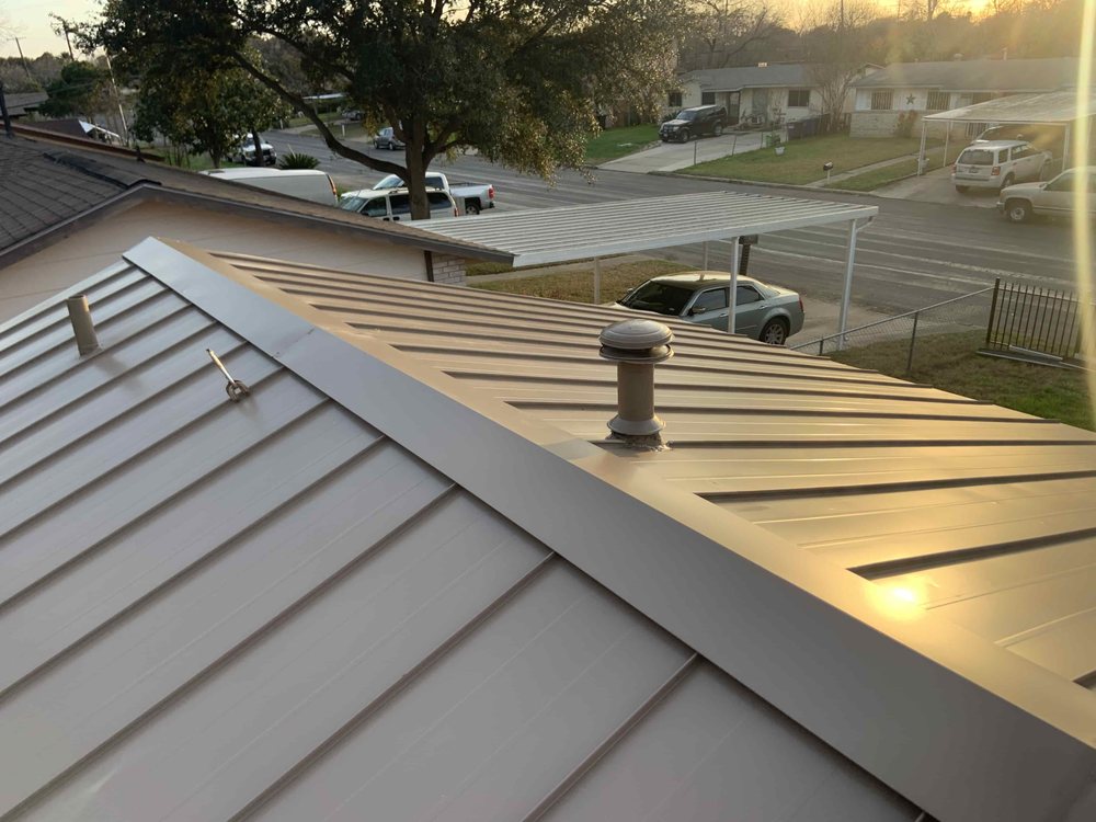 Slide of J&M Roofing