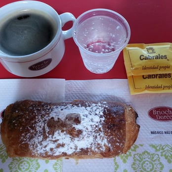 Brioche Doree - Cafe + Pan de Chocolate - Cafeteria Near Me - Buenos Aires, C