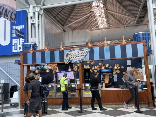 Garrett Popcorn Shops by null