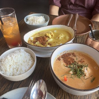 Thai District - Mai Tai, Yellow Curry, Red Curry, Moscow Mule - Thai Near Me - Long Beach, California Thai District - Mai Tai, Yellow Curry, Red Curry, Moscow Mule - Thai Near Me - Long Beach, California