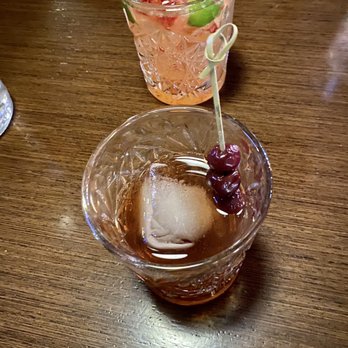William Jeffrey's Tavern - Manhattan and strawberry caipirinha - American Near Me - Arlington, Virginia William Jeffrey's Tavern - Manhattan and strawberry caipirinha - American Near Me - Arlington, Virginia