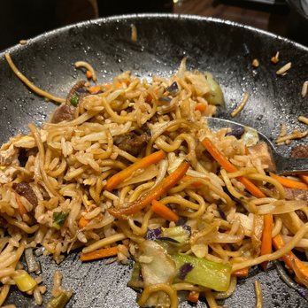 P.F. Chang's - Lo mein beef - Chinese Near Me - Honolulu, Hawaii