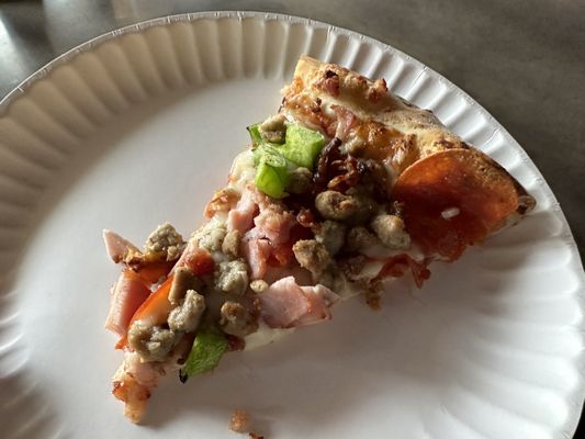 Aviator Pizza & Drafthouse by null