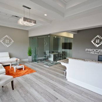 Program Realty - Englewood Office Lobby - Real Estate Services Near Me - Englewood, Florida Program Realty - Englewood Office Lobby - Real Estate Services Near Me - Englewood, Florida