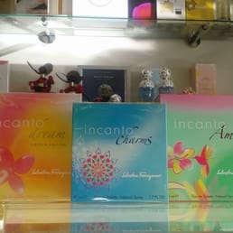 Salvatore Ferragamo Incanto Collection is amazing just picked up a travel size Salvatore Ferragamo Incanto Collection is amazing just picked up a travel size