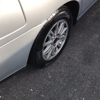 Flagship Carwash - Dirt and gunk all through the wheel - Car Wash Near Me - Woodbridge, Virginia