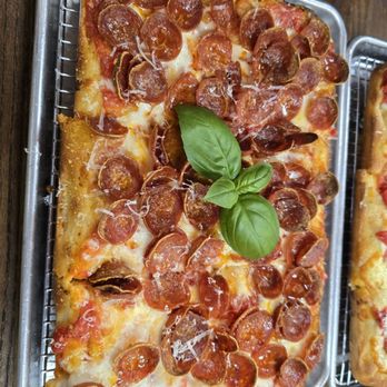 New York Squares - The Pepperoni - Pizza Near Me - Independence, Oregon