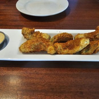 Hyde Park Bar & Grill Central - Avocado fries - American Near Me - Austin, Texas