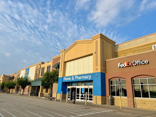 Walmart Supercenter by null