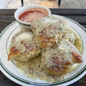 Pizza Bruno - Garlic knots - Pizza Near Me - Orlando, Florida Pizza Bruno - Garlic knots - Pizza Near Me - Orlando, Florida