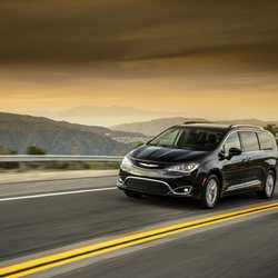 M & M Livery Service - 2017 Chrysler Pacifica