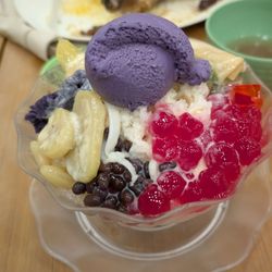 Mang Inasal - Halo halo medium size