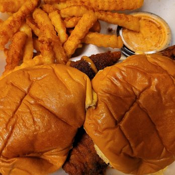 Crazy D’s Hot Chicken - #2 combo: 2 sliders with fries - American Near Me - Woodland, California