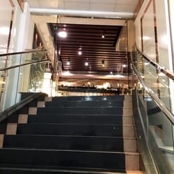 水云莊 - Stairs leading up to Top Comfort