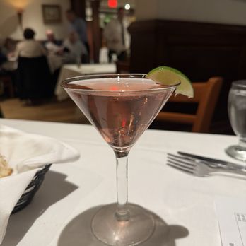 Alex's Bar & Grille - Cosmopolitan - Steakhouses Near Me - White Plains, New York Alex's Bar & Grille - Cosmopolitan - Steakhouses Near Me - White Plains, New York
