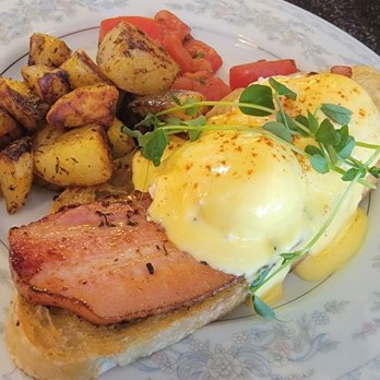 Maven - Candied Bacon Bennies - Breakfast & Brunch Near Me - Calgary, Alberta Maven - Candied Bacon Bennies - Breakfast & Brunch Near Me - Calgary, Alberta