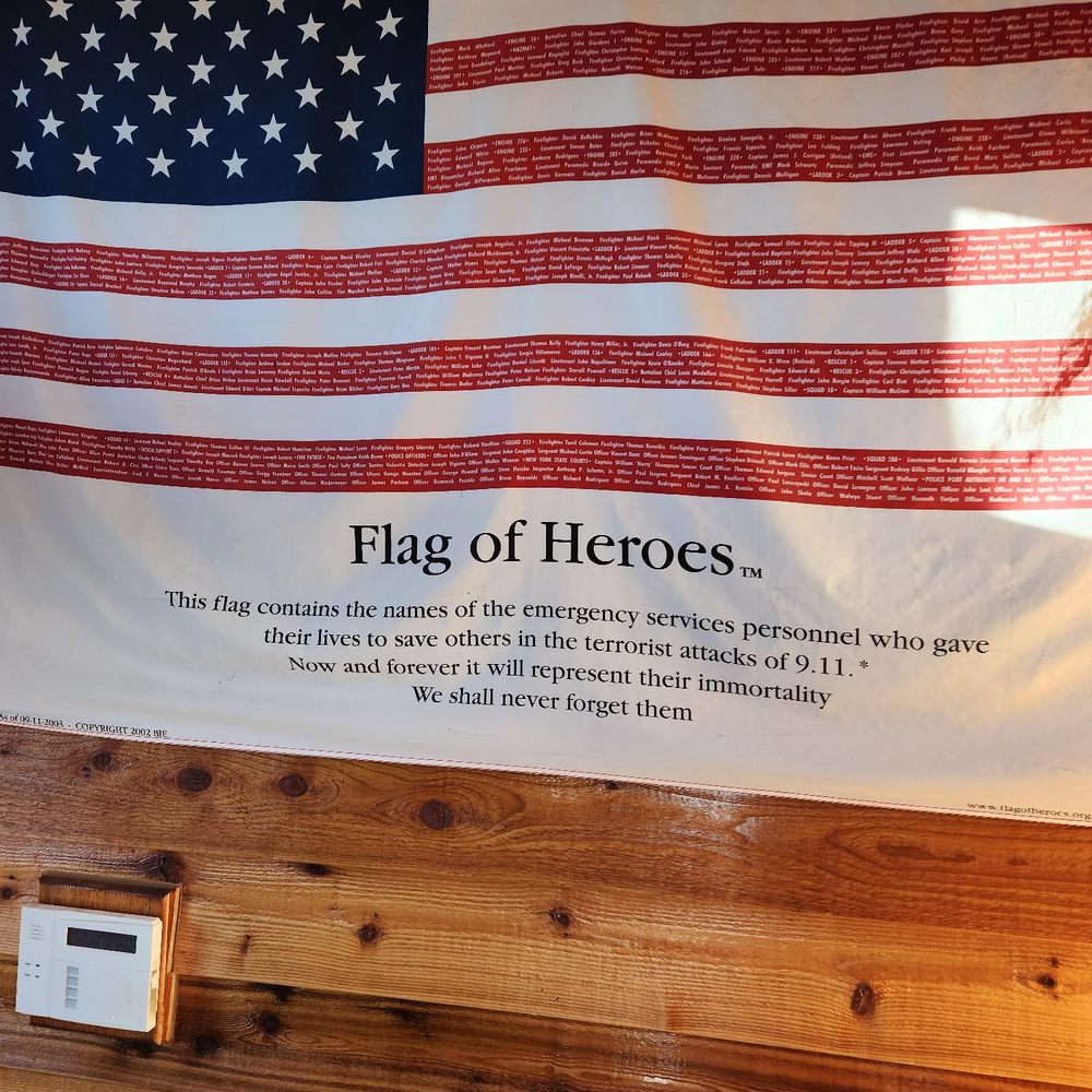 Logan's Roadhouse - American flag - Steakhouses Near Me - Roseville, Michigan Logan's Roadhouse - American flag - Steakhouses Near Me - Roseville, Michigan