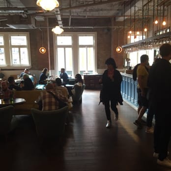 Picturehouse Central - Place to eat before the movies - Cinema Near Me - Piccadilly, XGL