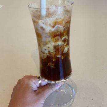 et al. - Iced latte - Breakfast & Brunch Near Me - Honolulu, Hawaii et al. - Iced latte - Breakfast & Brunch Near Me - Honolulu, Hawaii