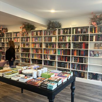Page And Petals - Bookstores Near Me - Wappingers Falls, New York