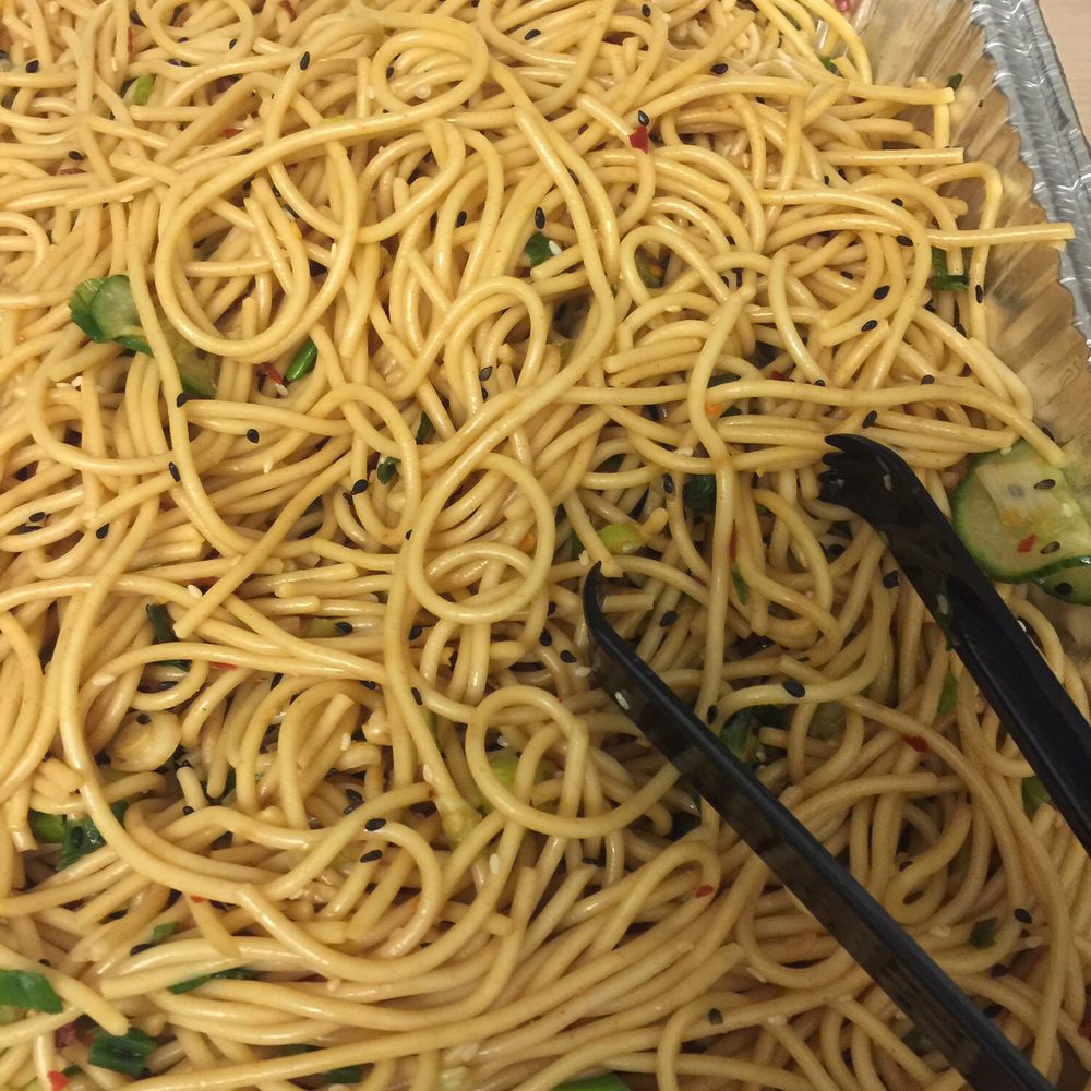 Yum Dum Truck - Sesame cucumber noodles - Food Trucks Near Me Yum Dum Truck - Sesame cucumber noodles - Food Trucks Near Me