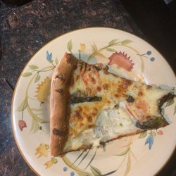New England Pizza & Restaurant - This is not a margherita pizza??????