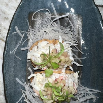 Rooftop At Nobu Hotel Chicago - King crab mini taco - Japanese Near Me - Chicago, Illinois