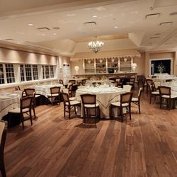 The Commodore - A Bartolotta Restaurant - Banquet room