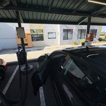 Quick Quack Car Wash - Clean vacuum area - Car Wash Near Me - Sacramento, California Quick Quack Car Wash - Clean vacuum area - Car Wash Near Me - Sacramento, California