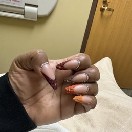 Fall nails with 3D flowers and rhinestones