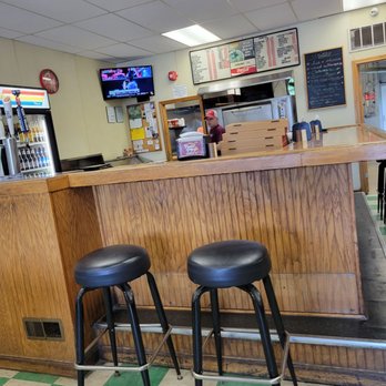 Popular Pizza - two stools at the counter - Pizza Near Me - Seekonk, Massachusetts Popular Pizza - two stools at the counter - Pizza Near Me - Seekonk, Massachusetts