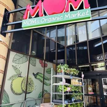 MOM's Organic Market - Front entrance @ Mom's Organic Market - Grocery Near Me - Washington, DC, District of Columbia MOM's Organic Market - Front entrance @ Mom's Organic Market - Grocery Near Me - Washington, DC, District of Columbia