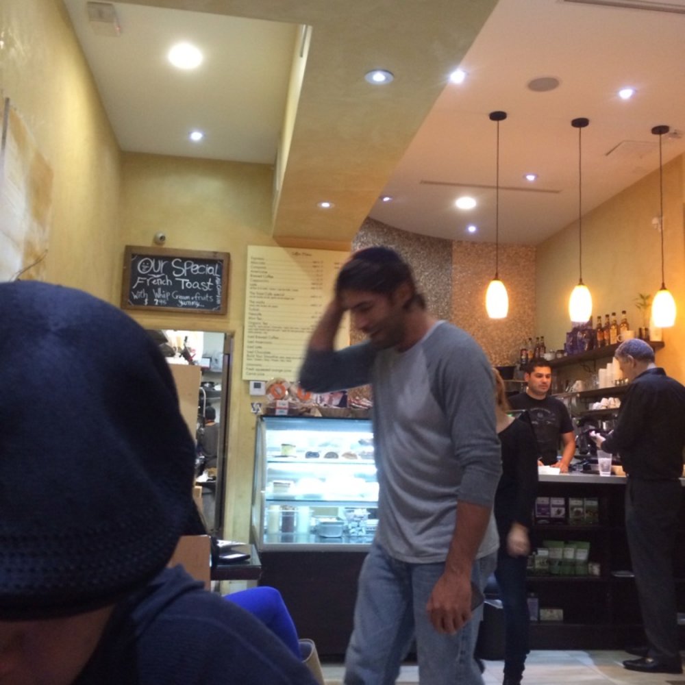 Toast Cafe - Inside - Cafes Near Me - Sherman Oaks, California